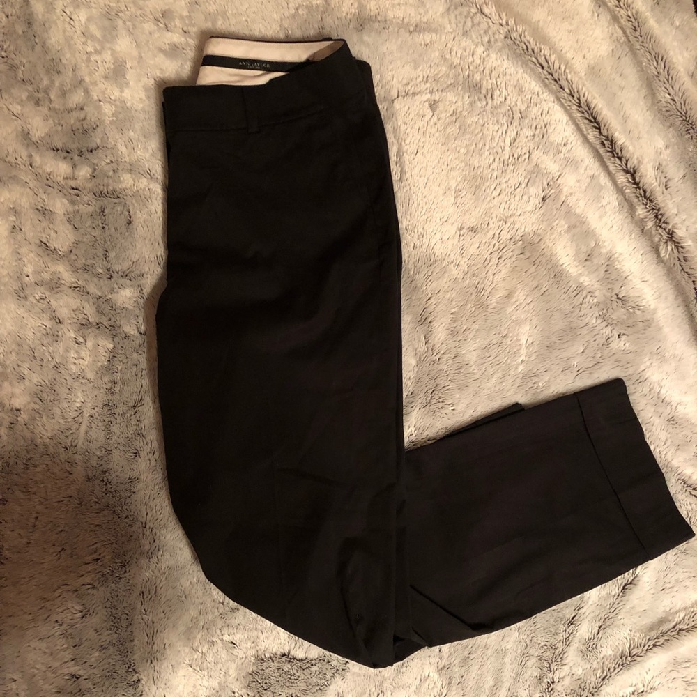 Ann Taylor black capris